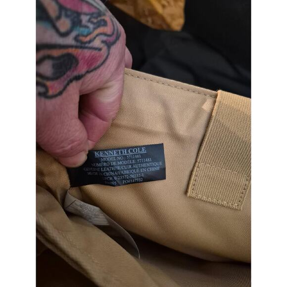 Kenneth Cole Reaction Brown Leather Backpack Laptop Bag Satchel Academia - Picture 8 of 13